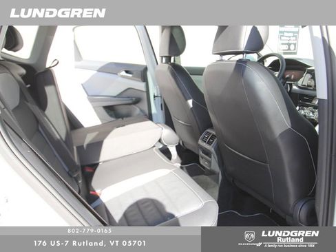Used 2023 Volkswagen Taos SEL AWD/4WD image 20