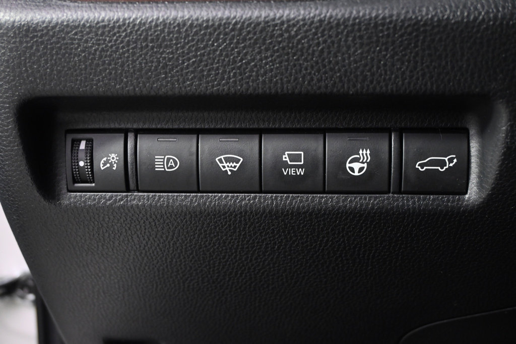Used 2021 Toyota RAV4 Limited AWD/4WD image 24