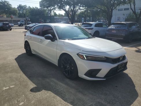 Used 2024 Honda Civic Sport image 9