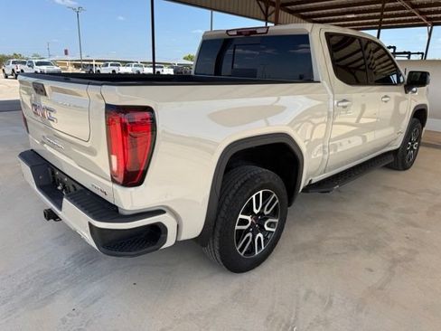Used 2026 GMC Sierra 1500 AT4 w/ Technology Package AWD/4WD image 8