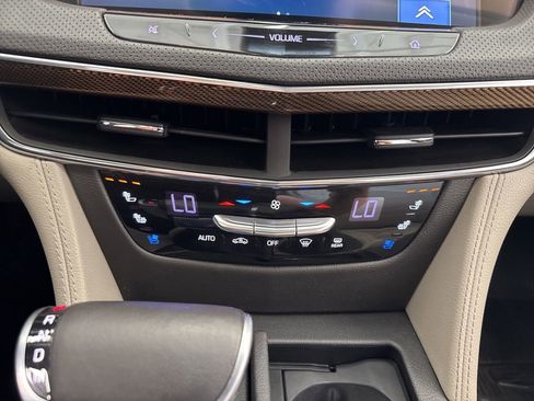 Used 2018 Cadillac CT6 Luxury AWD/4WD image 28