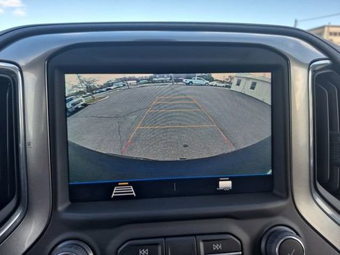 Used 2022 Chevrolet Silverado 1500 RST AWD/4WD image 28