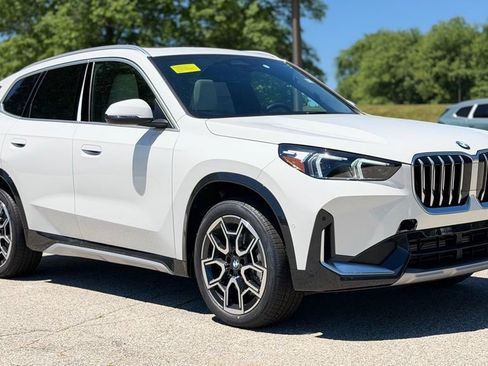 New 2026 BMW X1 xDrive28i w/ Convenience Package AWD/4WD image 8