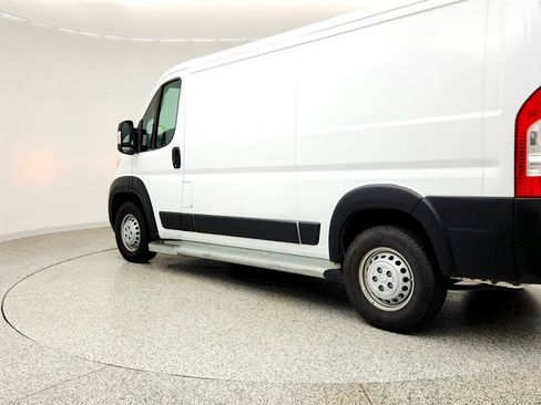 Used 2025 RAM ProMaster 2500 w/ U-Haul Equipment Group FWD image 7