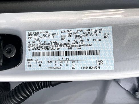 Used 2025 Ford F150 Raptor AWD/4WD image 32