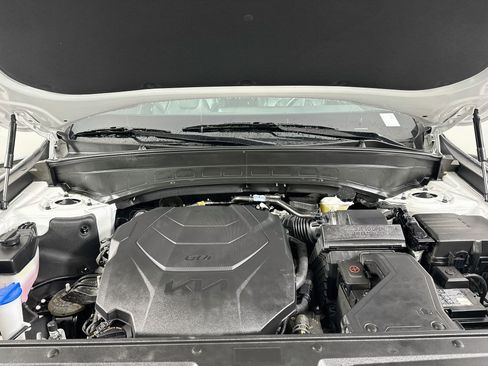 Used 2025 Kia Telluride S FWD image 36