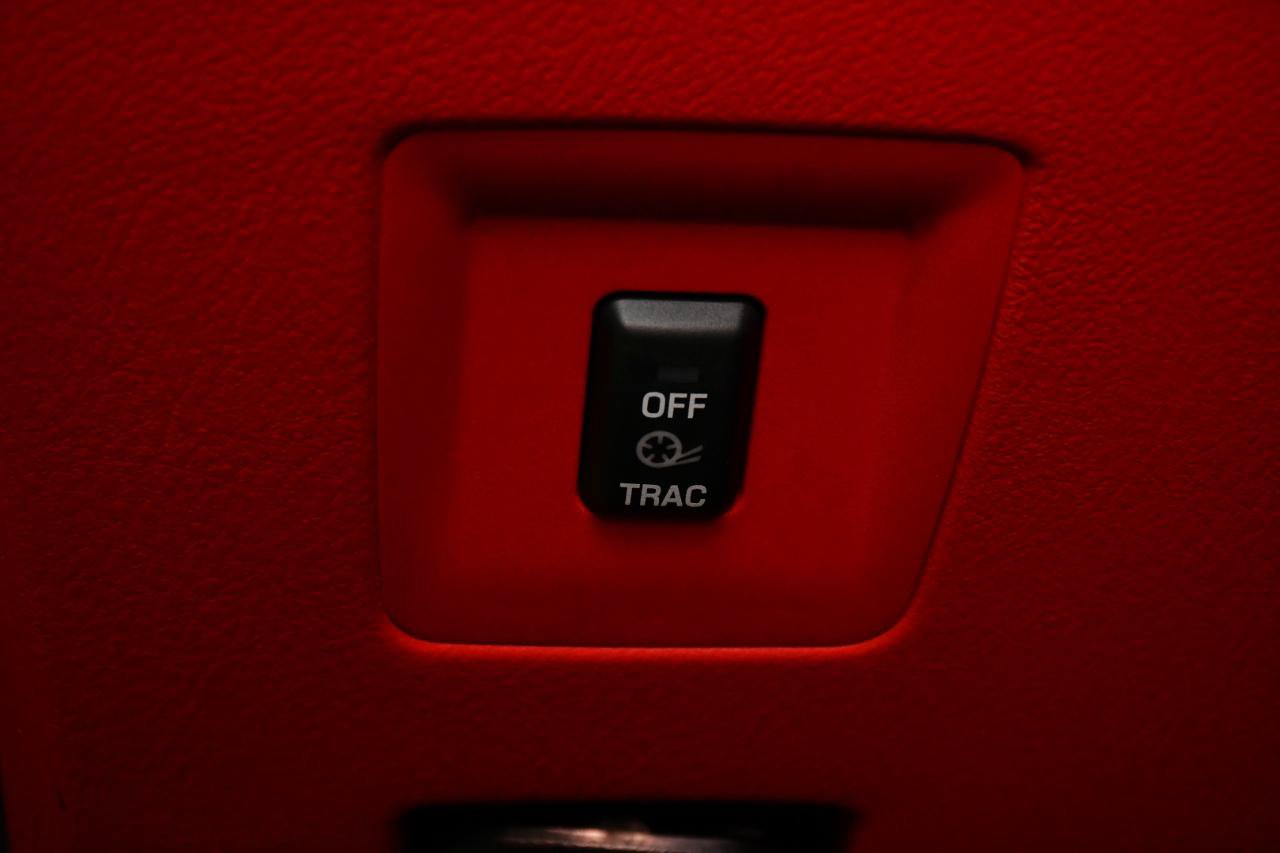 Used 2002 Ford Thunderbird RWD image 25