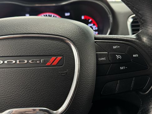 Used 2018 Dodge Durango SXT w/ 3rd Row Seating Group image 19