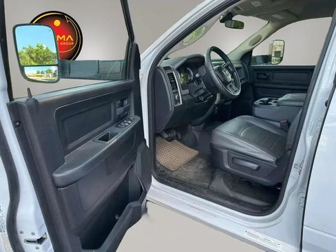 Used 2014 RAM 4500 Tradesman RWD image 16