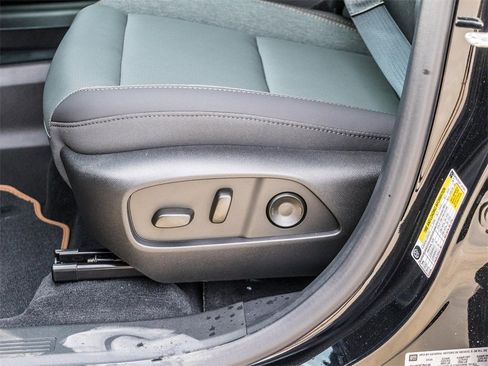 New 2026 GMC Terrain AT4 w/ Technology Package II image 32