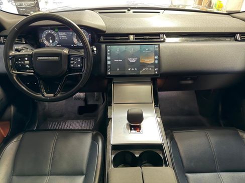 Used 2025 Land Rover Range Rover Velar S AWD/4WD image 30
