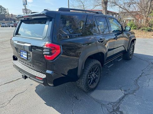 Used 2025 Toyota 4Runner SR5 image 13