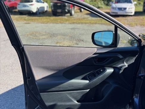 Used 2024 Subaru Crosstrek 2.0i Premium image 11