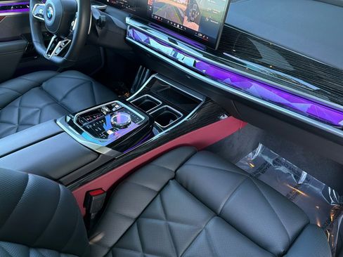 Certified 2024 BMW 740i w/ Premium Package 2 RWD image 19