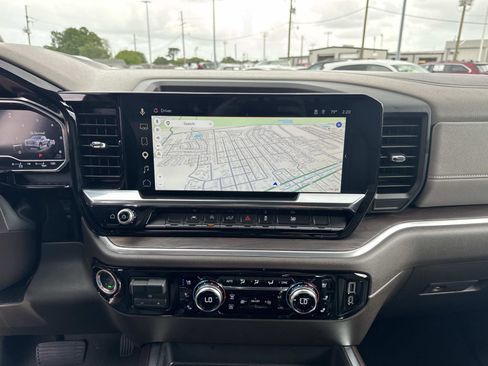 Used 2025 GMC Sierra 1500 SLT w/ SLT Premium Package image 24