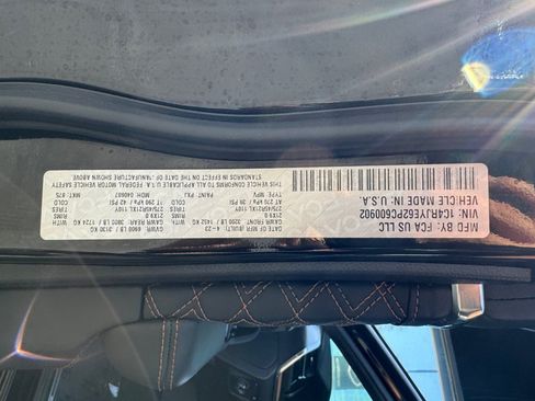 Used 2023 Jeep Grand Cherokee Summit AWD/4WD image 16