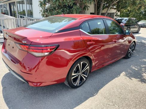 Used 2020 Nissan Sentra SR FWD image 1