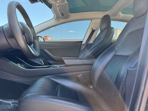 Used 2019 Tesla Model 3 Standard Range Plus RWD image 17