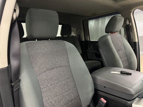 Used 2017 RAM 3500 Big Horn image 36