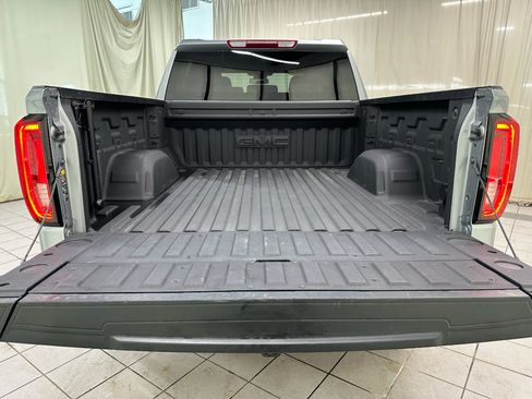 Certified 2025 GMC Sierra 1500 AT4 AWD/4WD image 8