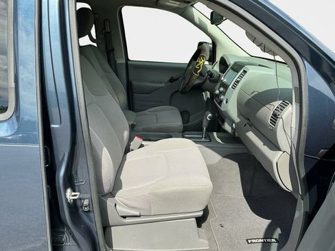 Used 2019 Nissan Frontier SV w/ Value Truck Package AWD/4WD image 17
