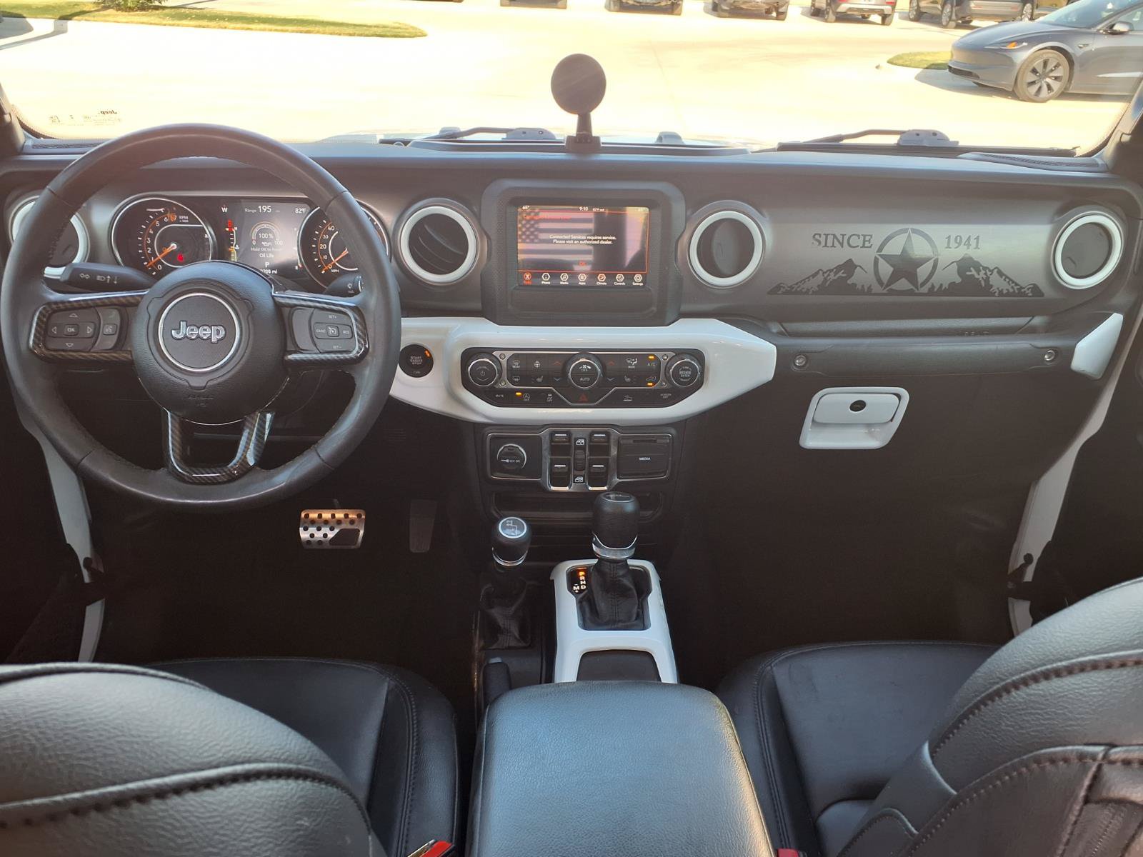 Used 2023 Jeep Gladiator Sport AWD/4WD image 11