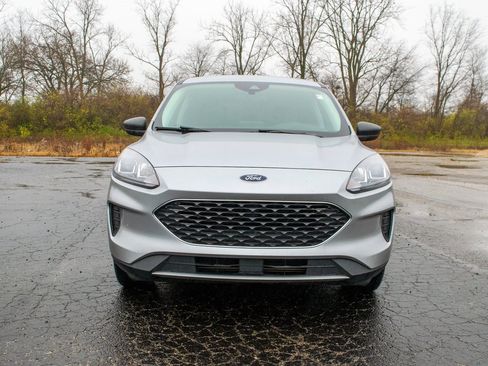 Used 2022 Ford Escape SE w/ Cold Weather Package image 11