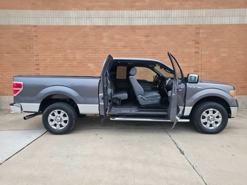 Used 2014 Ford F150 XLT w/ XLT Chrome Package image 12