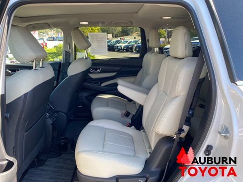 Used 2025 Subaru Ascent Limited AWD/4WD image 27