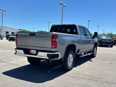 Used 2025 Chevrolet Silverado 2500 LTZ w/ LTZ Plus Package AWD/4WD image 4
