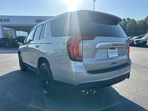 Used 2023 GMC Yukon Denali w/ Denali Reserve Package AWD/4WD image 3