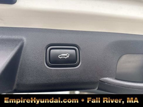 Used 2023 Hyundai Tucson Limited image 8