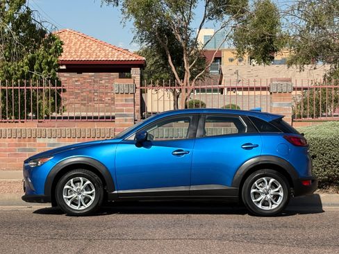 Used 2016 MAZDA CX-3 Touring w/ Premium Package AWD/4WD image 3