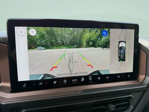 Certified 2025 Ford Bronco Sport Outer Banks w/ Outer Banks Tech Package+ AWD/4WD image 11
