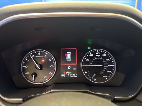 Certified 2025 Subaru Outback Limited AWD/4WD image 17