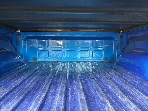 Used 2018 RAM 1500 Sport w/ Hydro Blue Sport Package image 22