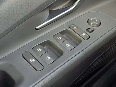 Certified 2025 Hyundai Elantra Sport FWD image 23
