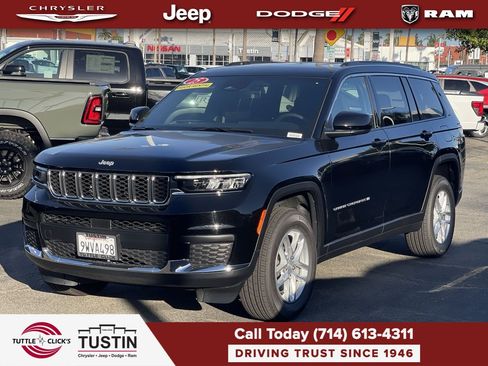 Used 2025 Jeep Grand Cherokee L Laredo w/ Luxury Tech Group I RWD image 3
