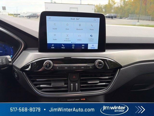 Used 2022 Ford Escape Titanium AWD/4WD image 28