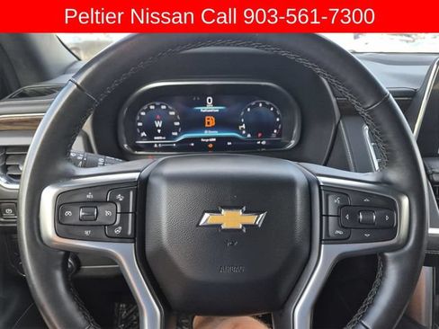 Used 2024 Chevrolet Suburban Premier RWD image 35