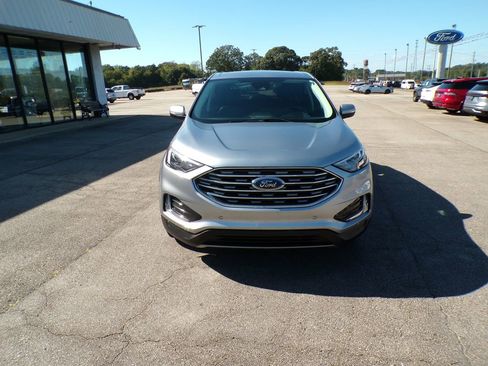 Used 2024 Ford Edge Titanium image 1