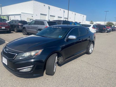 Used 2013 Kia Optima SX w/ Chrome Limited Pkg FWD image 3