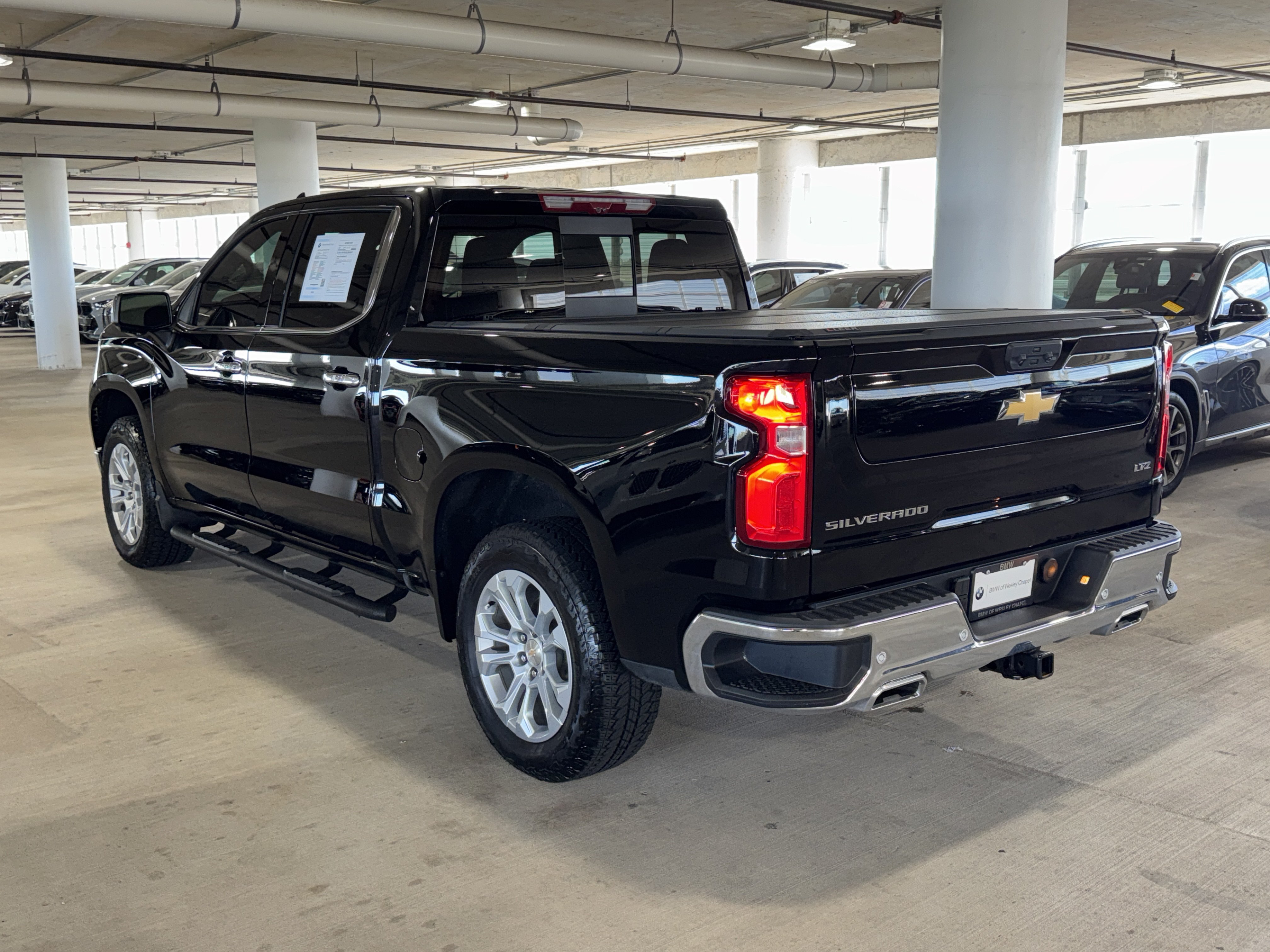 Used 2025 Chevrolet Silverado 1500 LTZ w/ LTZ Premium Package AWD/4WD image 6