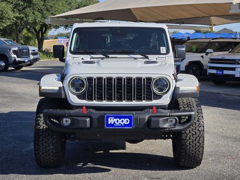 Used 2025 Jeep Wrangler Unlimited Rubicon w/ XTREMEE 35" Tire Package AWD/4WD image 2