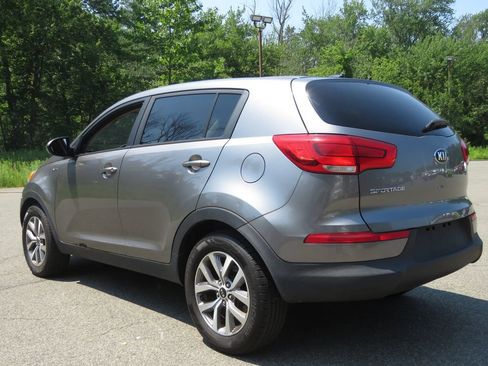 Used 2016 Kia Sportage LX AWD/4WD image 7