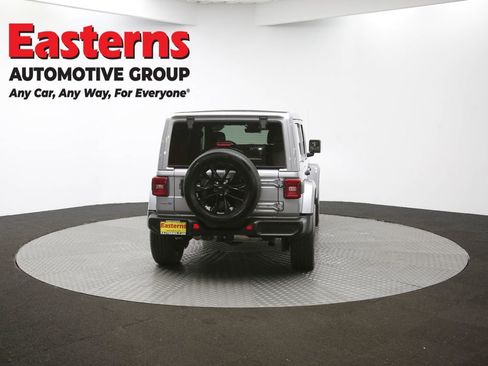 Used 2021 Jeep Wrangler Unlimited Sahara w/ Cold Weather Group image 39