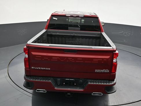 Used 2020 Chevrolet Silverado 1500 High Country w/ Technology Package AWD/4WD image 18