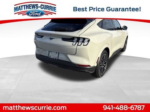 Certified 2025 Ford Mustang Mach-E Premium AWD/4WD image 4