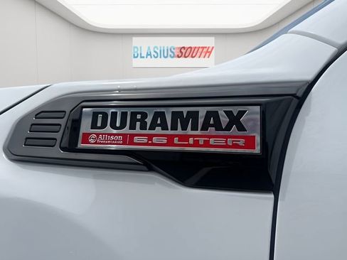 Used 2024 GMC Sierra 2500 AT4 w/ AT4 Preferred Package AWD/4WD image 43