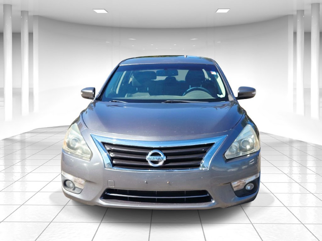Used 2015 Nissan Altima 2.5 SL w/ Technology Package FWD image 8
